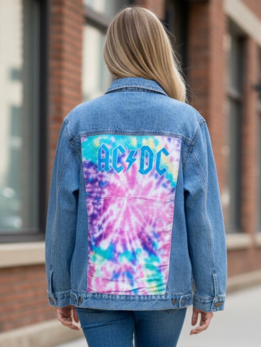 NWT AC/DC Tie Dye Back Patch Denim Jacket Light wash Blue Large